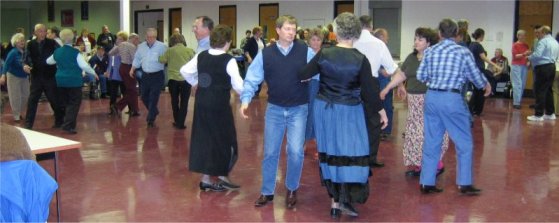 people square dancing